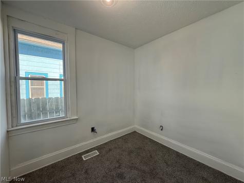 1068 E 68th Street Cleveland OH 44103
