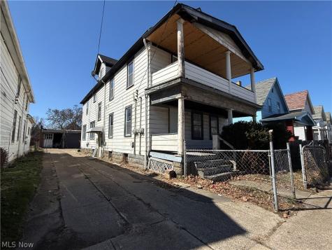 1068 E 68th Street Cleveland OH 44103