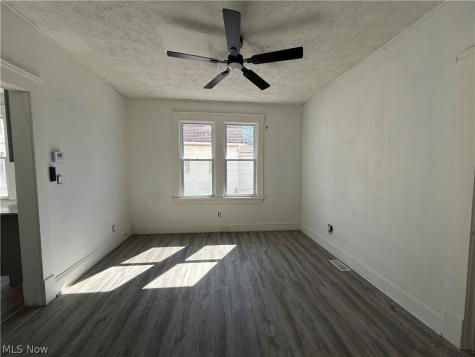 1068 E 68th Street Cleveland OH 44103