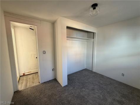 1068 E 68th Street Cleveland OH 44103