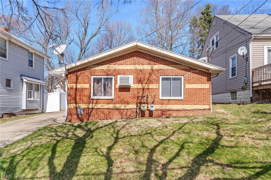 779 & 781 Jason Avenue Akron OH 44314