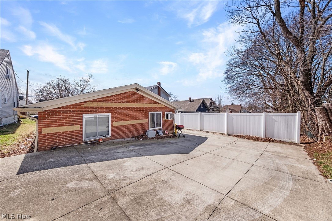 779 & 781 Jason Avenue Akron OH 44314