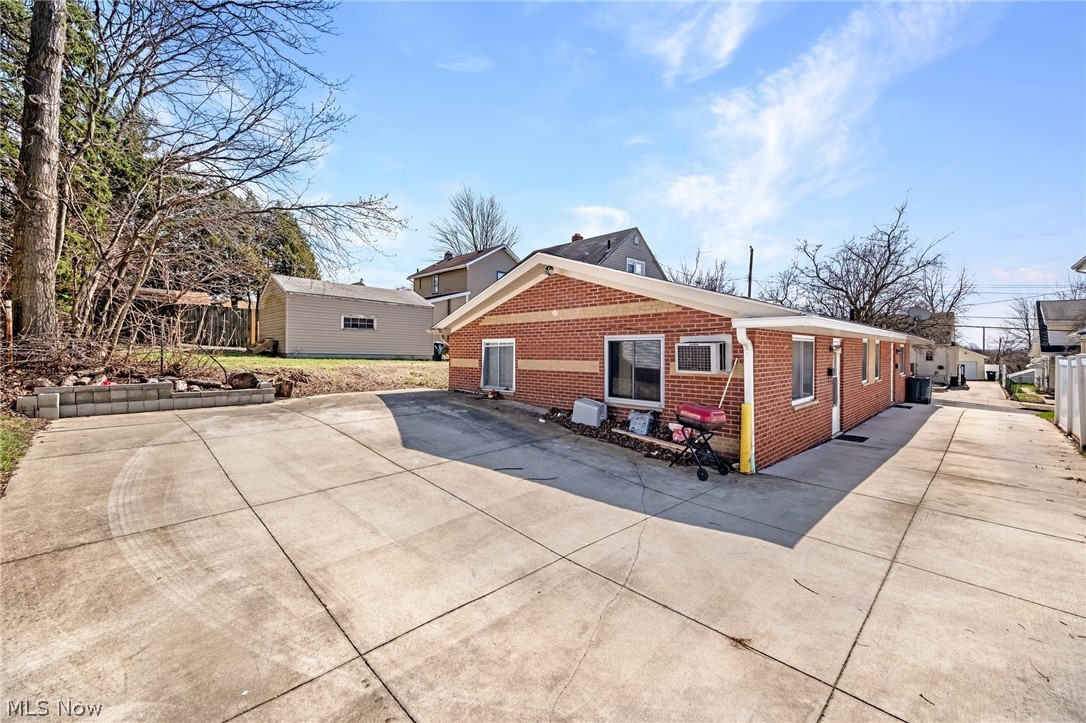 779 & 781 Jason Avenue Akron OH 44314