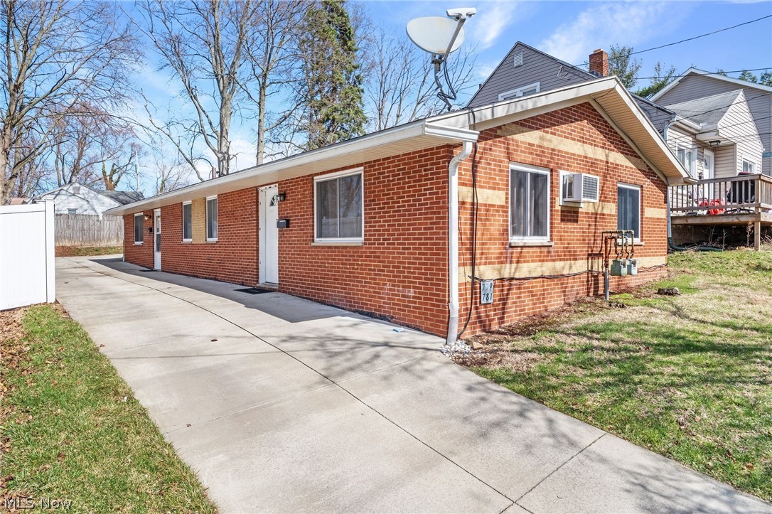 779 & 781 Jason Avenue Akron OH 44314
