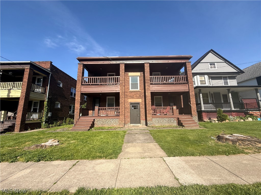 1497 Coutant Avenue Lakewood OH 44107