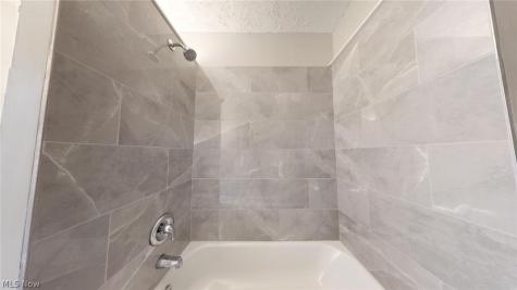 1497 Coutant Avenue Lakewood OH 44107