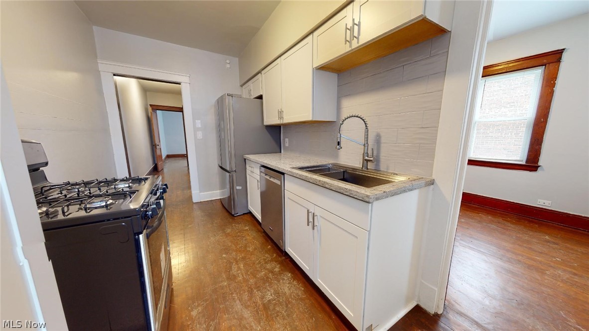1497 Coutant Avenue Lakewood OH 44107
