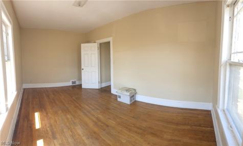 3738 W 137th Street Cleveland OH 44111