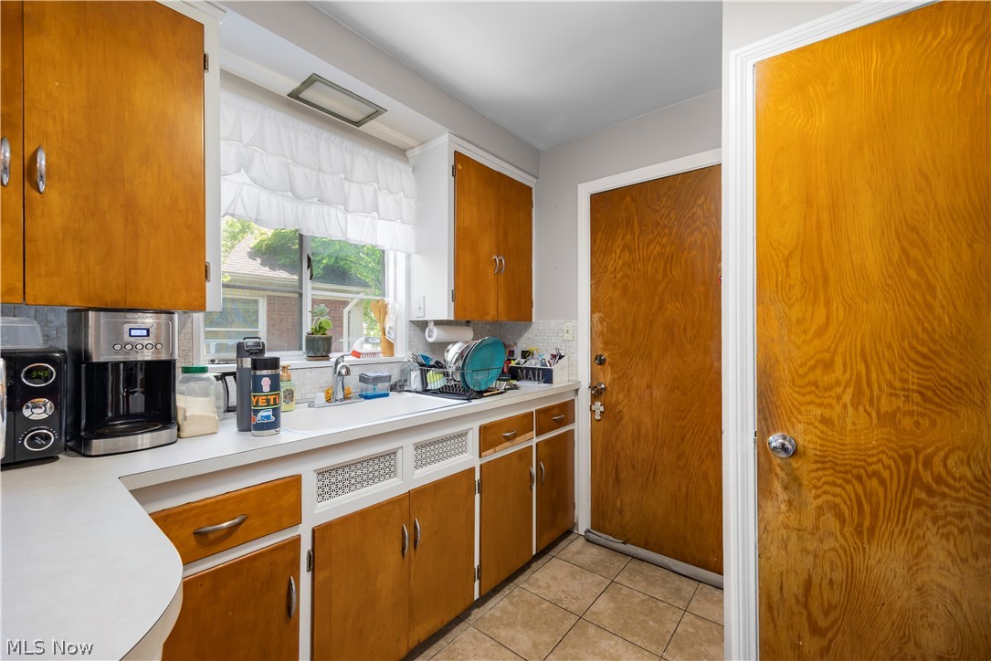19658 Hilliard Boulevard Rocky River OH 44116