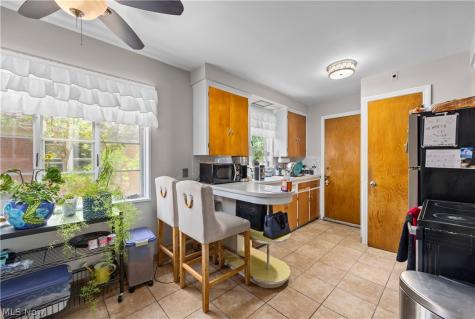 19658 Hilliard Boulevard Rocky River OH 44116