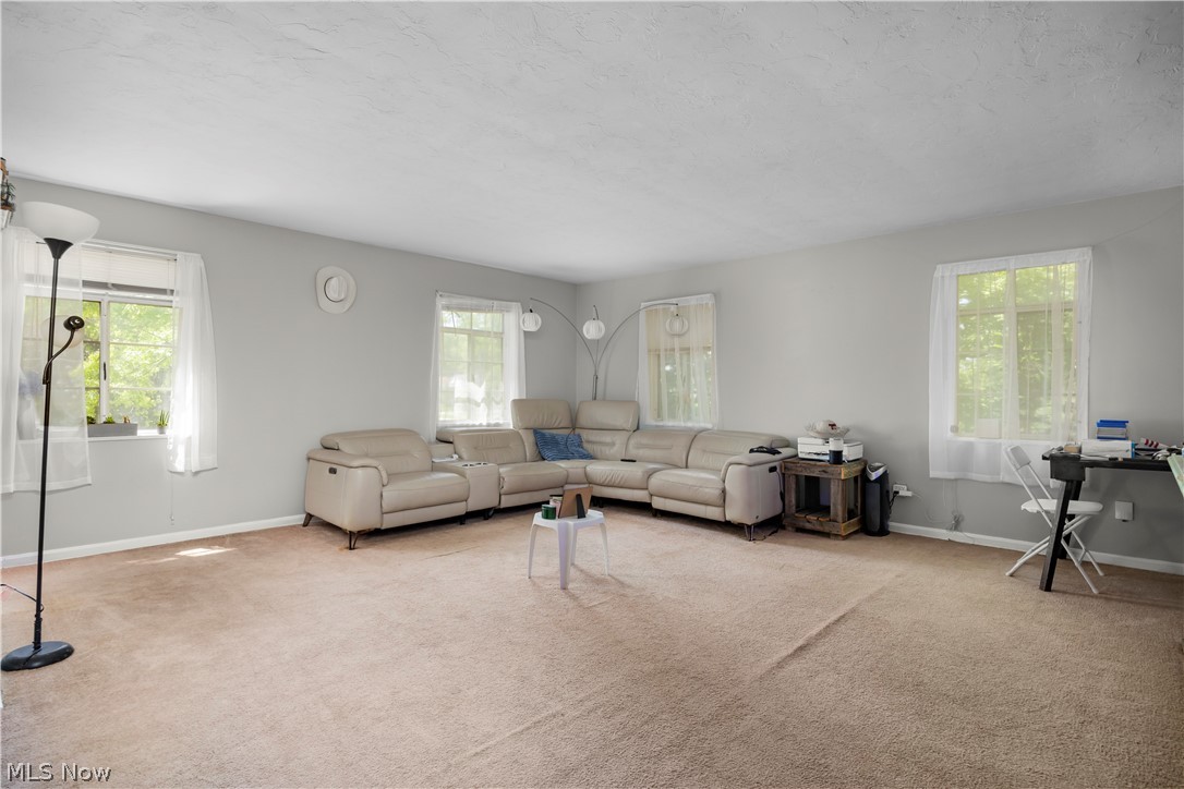 19658 Hilliard Boulevard Rocky River OH 44116