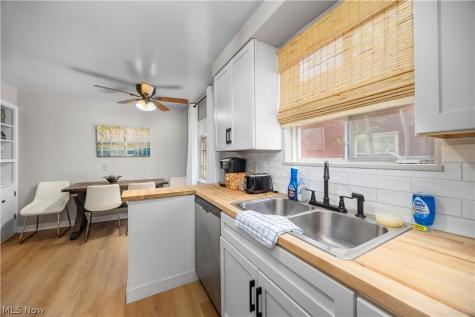 19658 Hilliard Boulevard Rocky River OH 44116