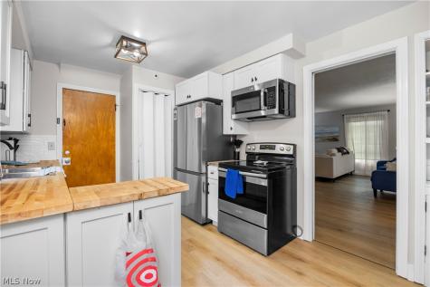19658 Hilliard Boulevard Rocky River OH 44116