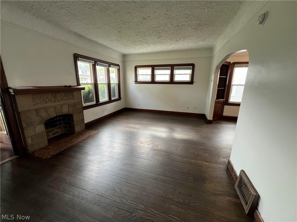 5406 Theota Avenue Parma OH 44129