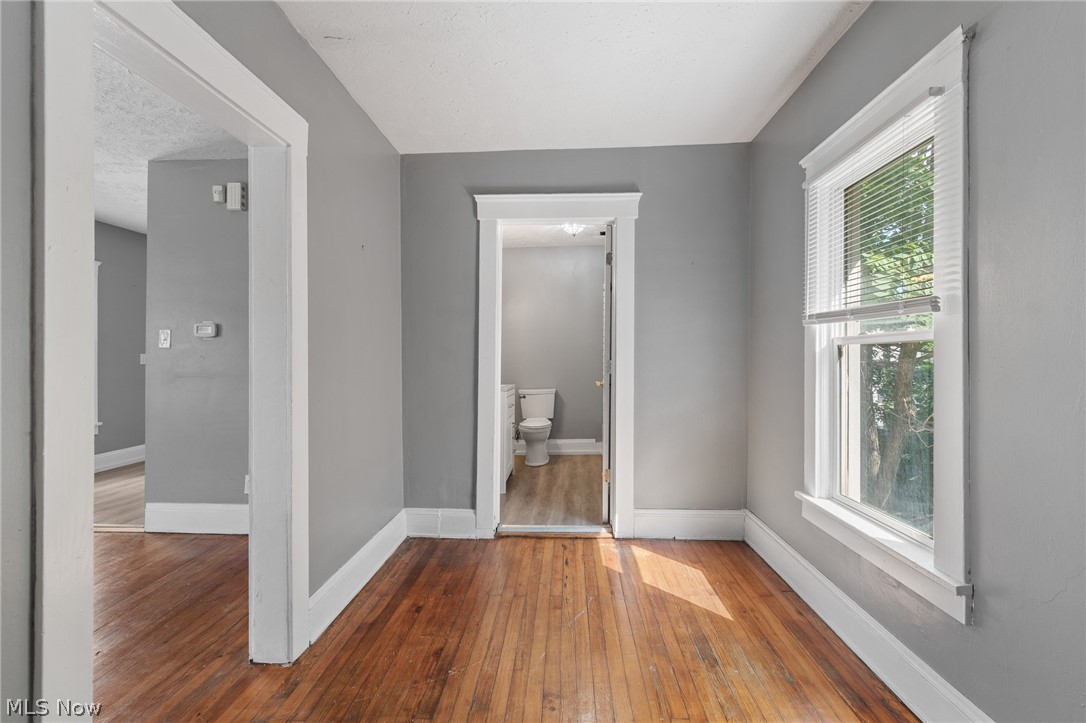 912 Starkweather Avenue Cleveland OH 44113