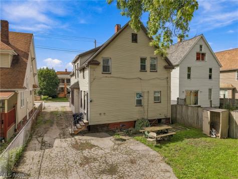 3433 W 41st Street Cleveland OH 44109