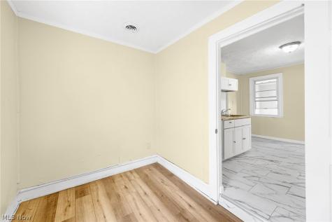 3020 W 47th Street Cleveland OH 44102