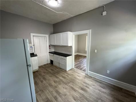 674-676 Carlysle Street Akron OH 44310