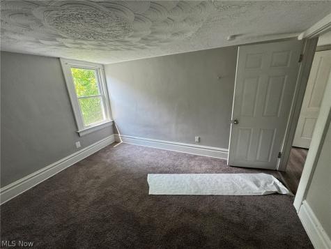 674-676 Carlysle Street Akron OH 44310
