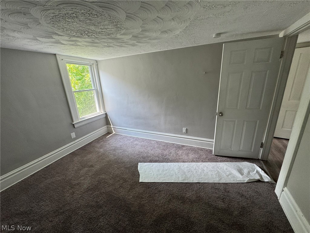 674-676 Carlysle Street Akron OH 44310