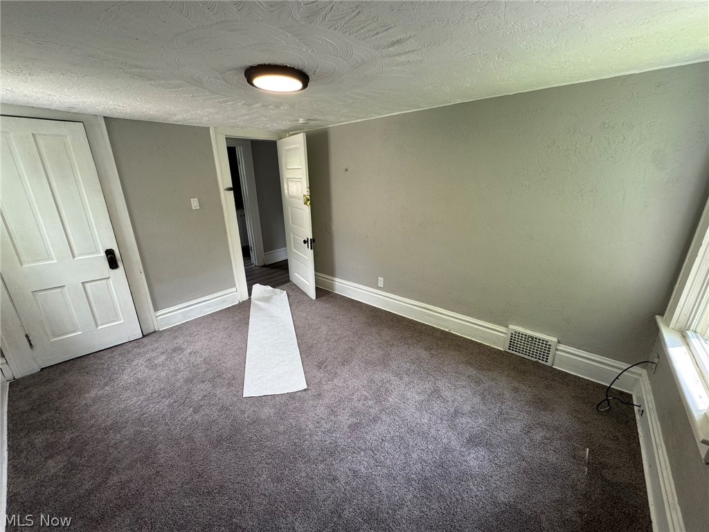 674-676 Carlysle Street Akron OH 44310