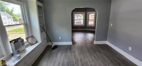 448 E 148th Street Cleveland OH 44110