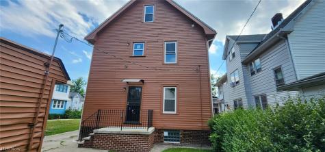 448 E 148th Street Cleveland OH 44110