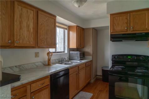 1519 Shaffer Drive Lorain OH 44053