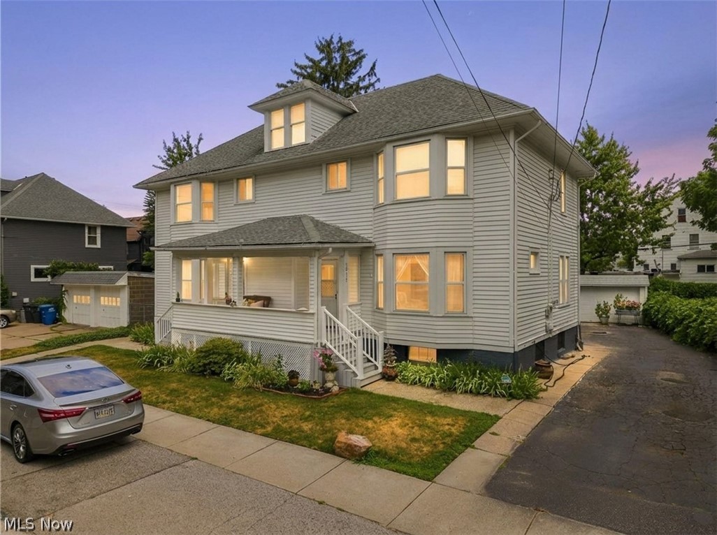 1415 Clifton Place Lakewood OH 44107