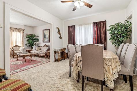 1415 Clifton Place Lakewood OH 44107