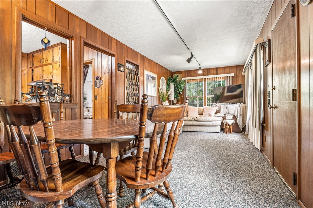 1415 Clifton Place Lakewood OH 44107