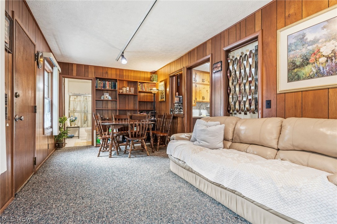 1415 Clifton Place Lakewood OH 44107