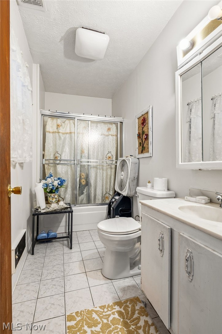1415 Clifton Place Lakewood OH 44107