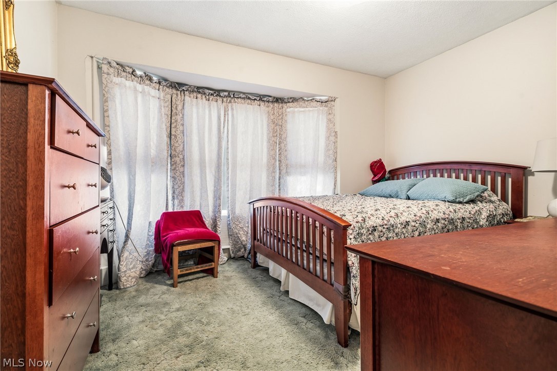 1415 Clifton Place Lakewood OH 44107