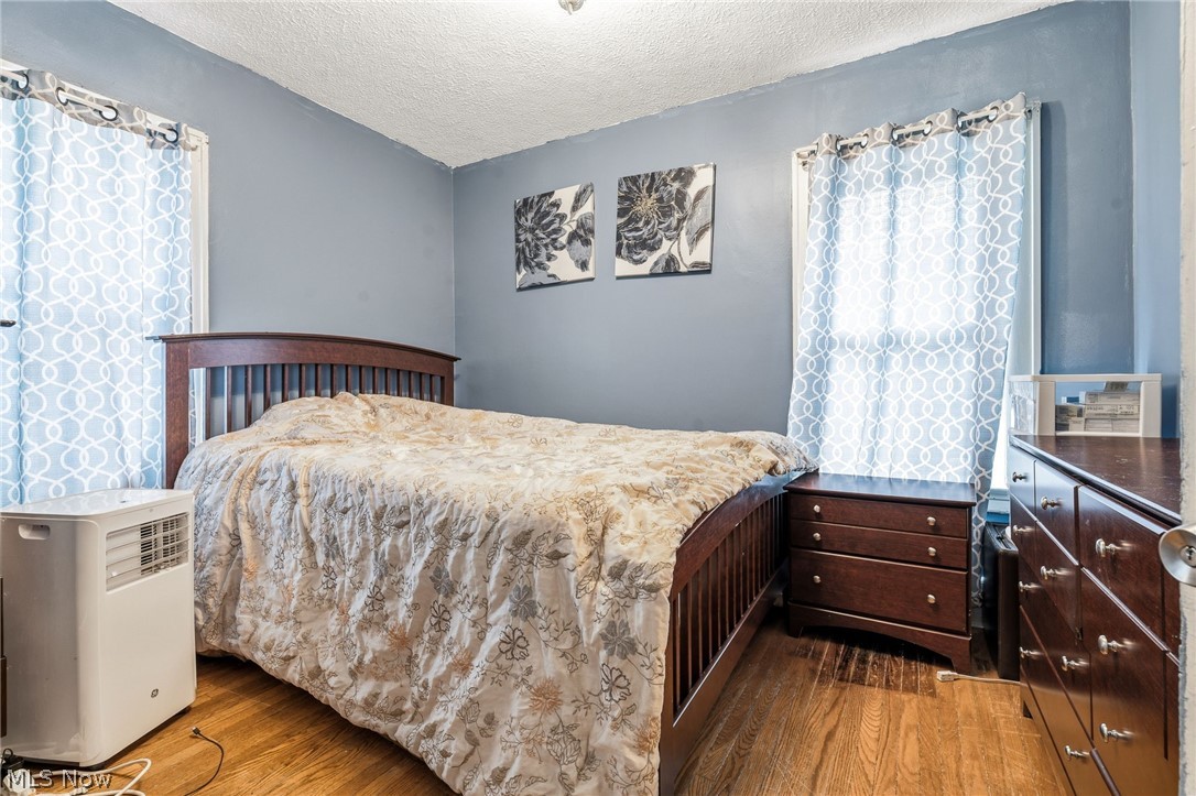 1415 Clifton Place Lakewood OH 44107