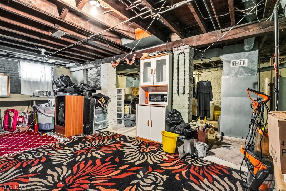 1415 Clifton Place Lakewood OH 44107