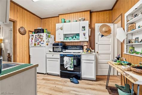 1415 Clifton Place Lakewood OH 44107