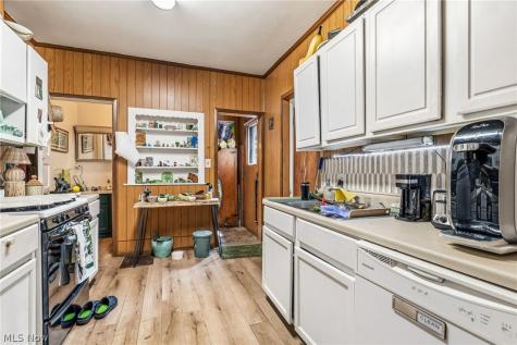 1415 Clifton Place Lakewood OH 44107
