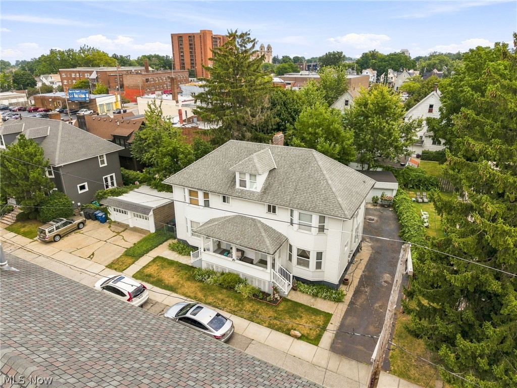 1415 Clifton Place Lakewood OH 44107