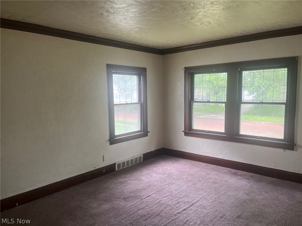 1083 E 177th Street Cleveland OH 44119