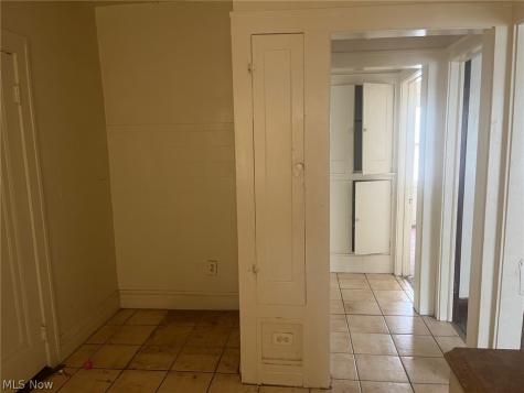 1083 E 177th Street Cleveland OH 44119