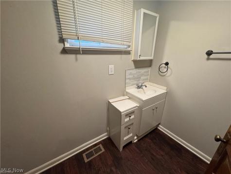 3733 W 14th Street Cleveland OH 44109
