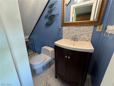 206 Olivet Avenue Akron OH 44319