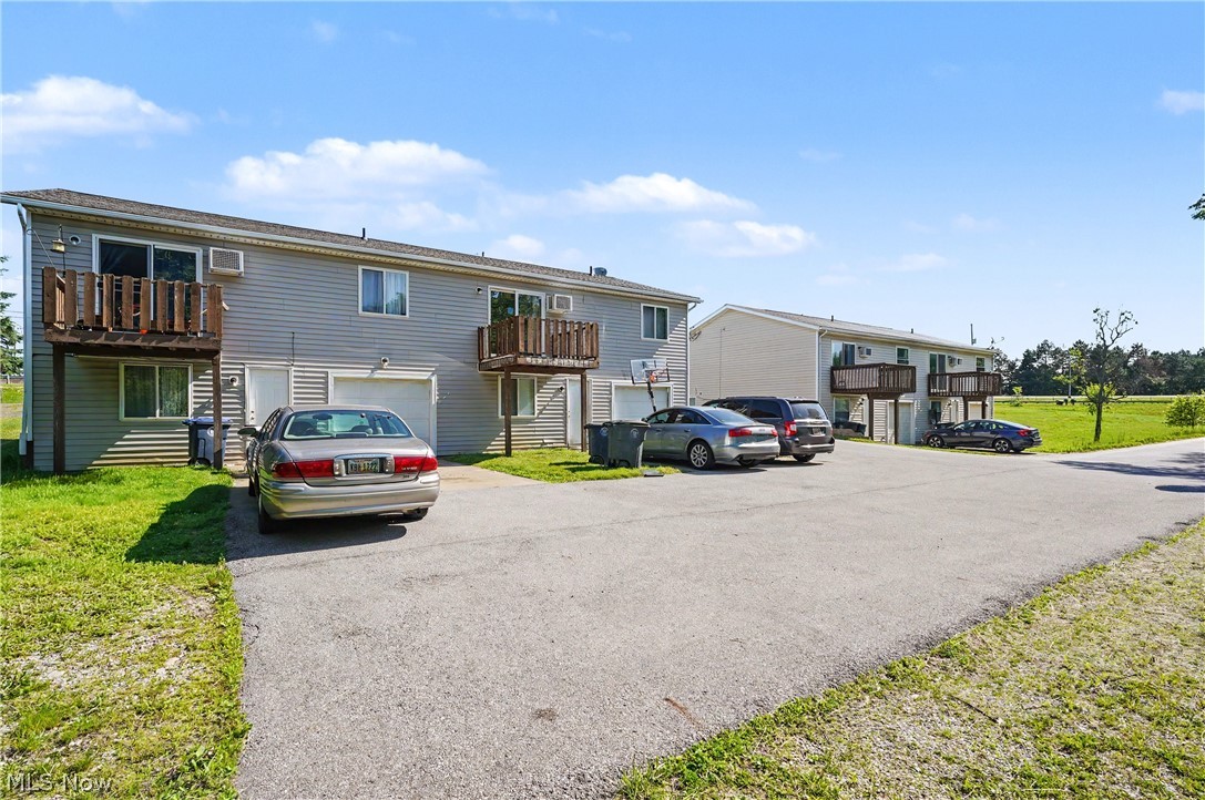 1112 - 1120 Emmitt Road Akron OH 44306