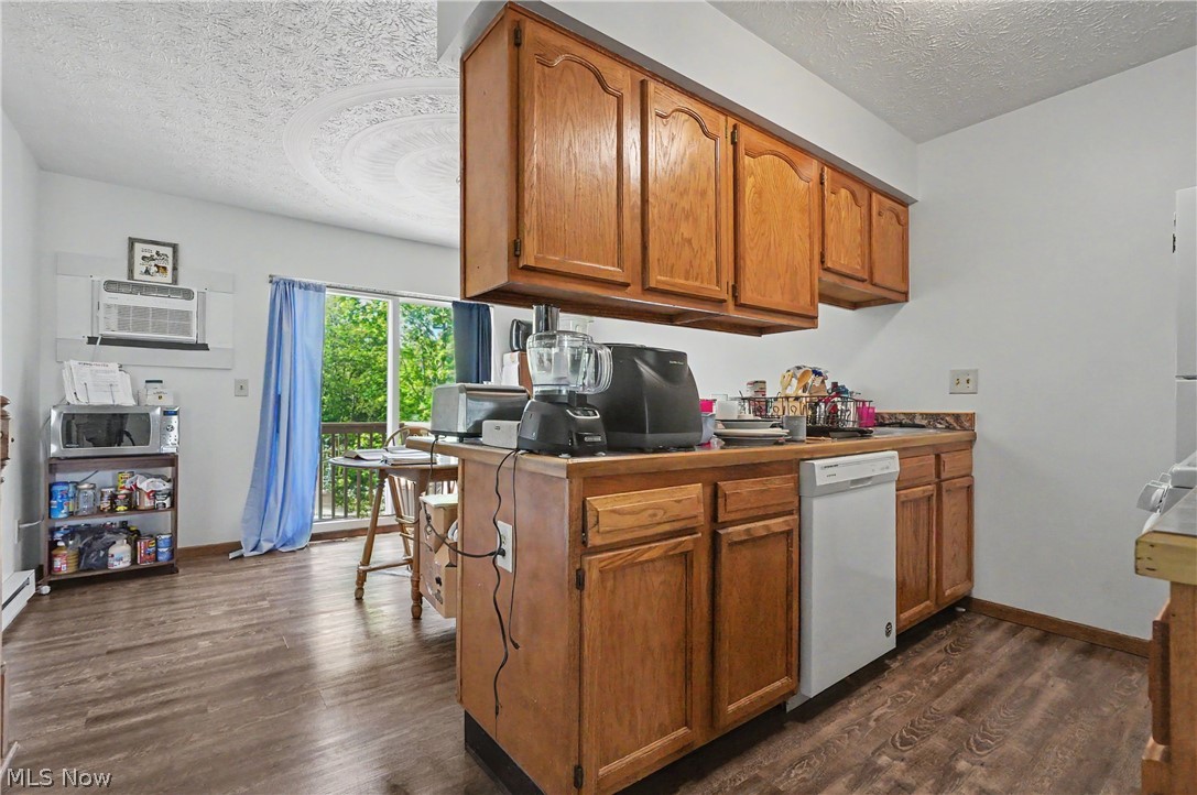 1112 - 1120 Emmitt Road Akron OH 44306