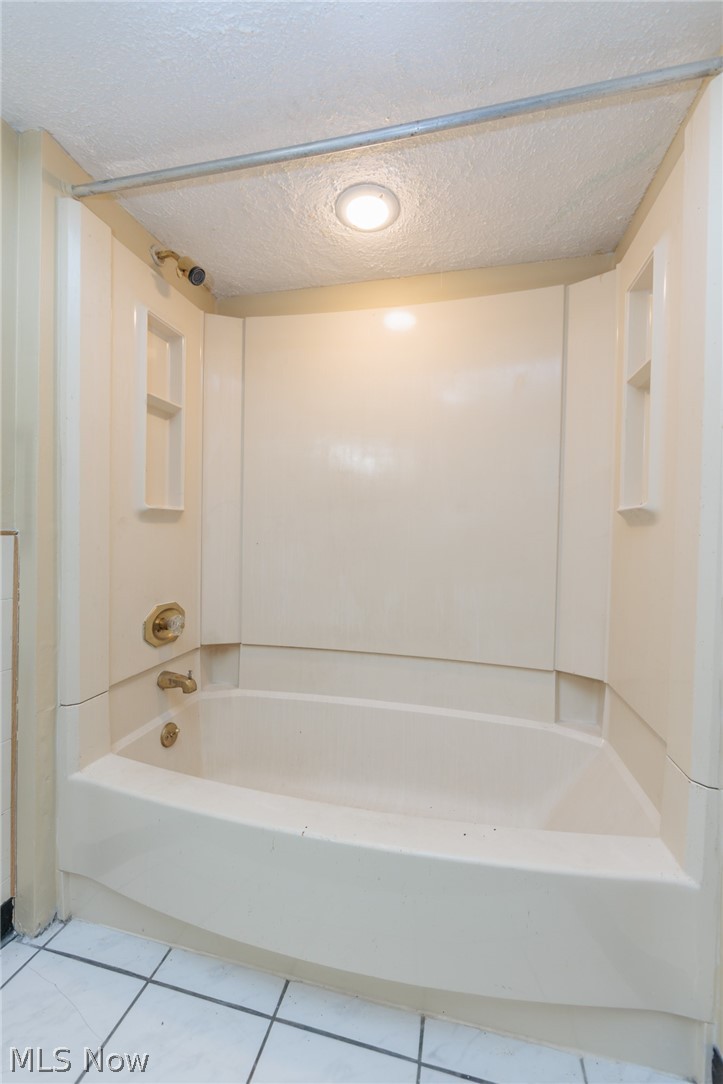 2026 W 89th Street Cleveland OH 44102