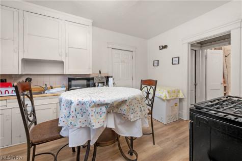 9701 Parkview Avenue Cleveland OH 44104