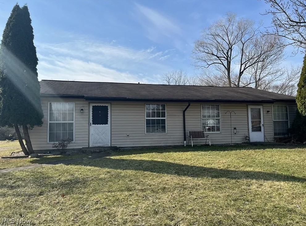 3013 Hilton Street NW Massillon OH 44646