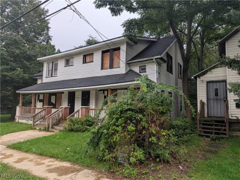 3619 E 76th Street Cleveland OH 44105