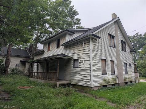 3619 E 76th Street Cleveland OH 44105